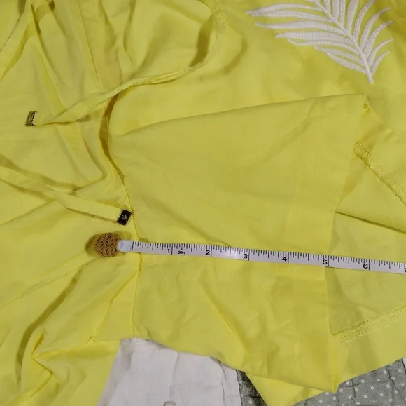 Lilly Pulitzer Katia Embroidered Short Watch Hill Yellow
